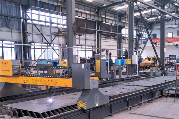 amusement rides cutting machine