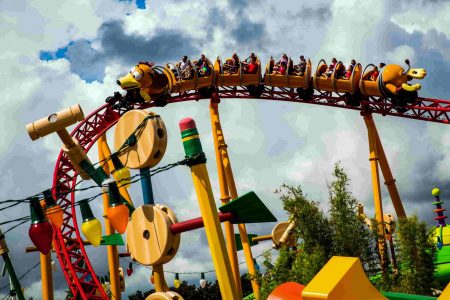 ¿Cómo aumentar los ingresos de mi parque temático?