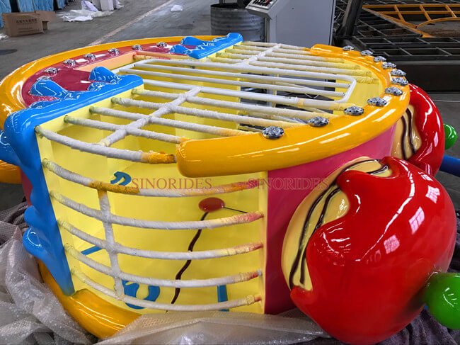 Kiddie Ferris wheel ride