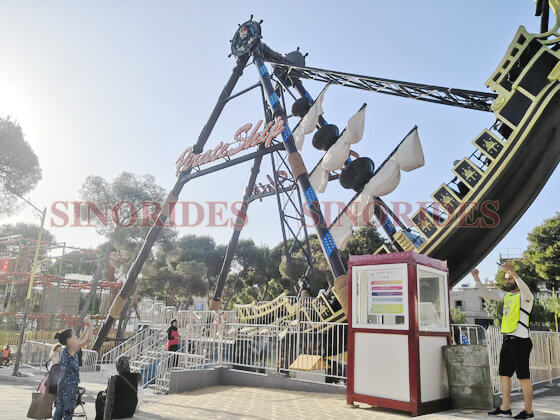 Atracciones Barco Pirata para Parques de Atracciones